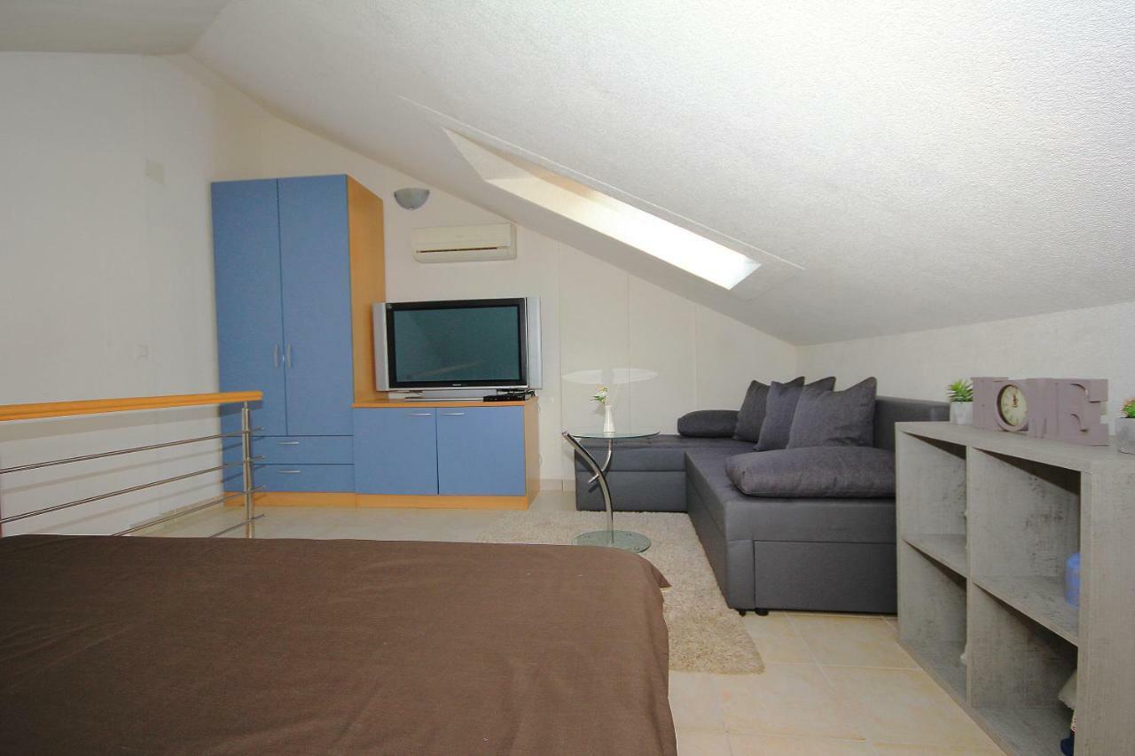 Apartment Ivana Makarska Exterior foto